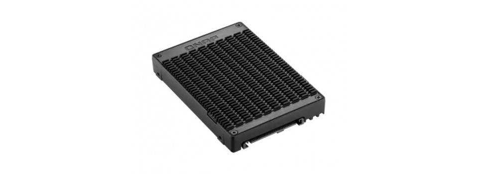 QNAP QDA‑UMP4: мост между M.2 и U.2 NVMe