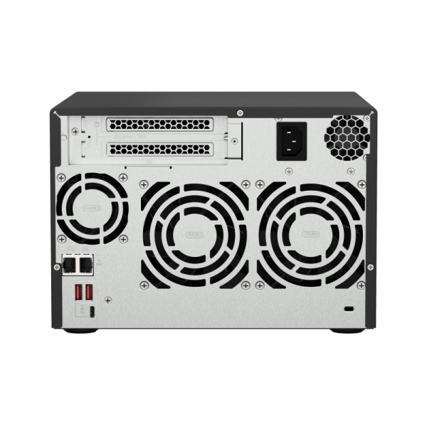 QNAP TS-673A