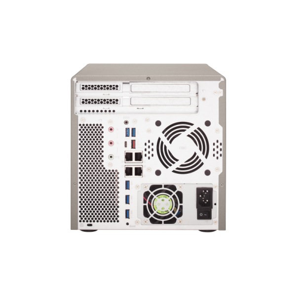QNAP TS-677