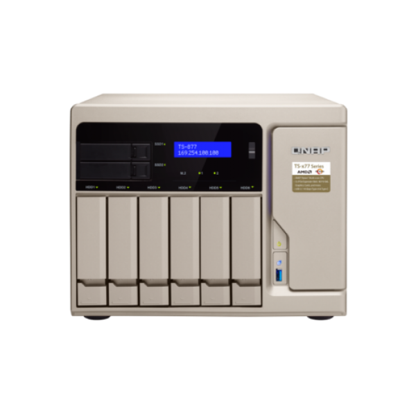 QNAP TS-877