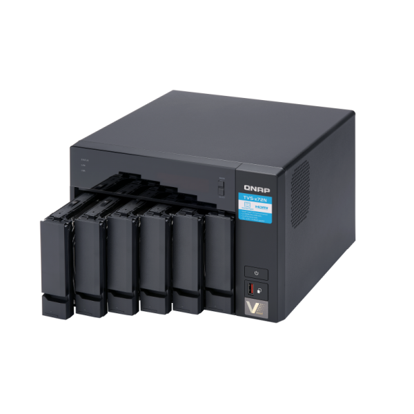 QNAP TVS-672N