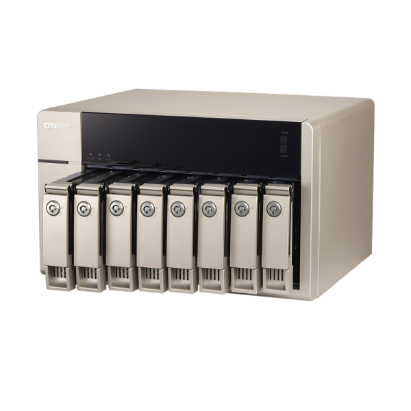 QNAP TVS-863+